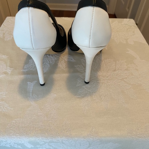 White House Black Market Two-Tone Heels - Picture 2 of 9